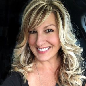 Meet your Posher, Paula